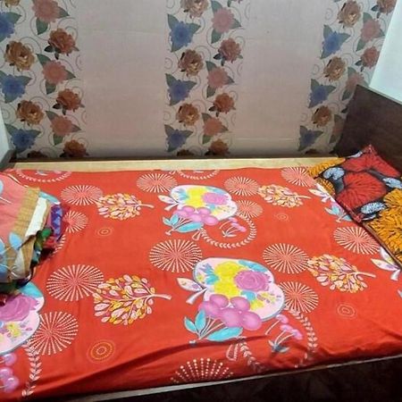 Pratima Guest House , Kalkata Exteriér fotografie